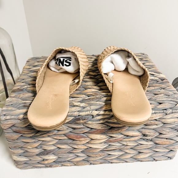 Universal Thread Tan Woven Flat Mule Slides Size 9.5 - Picture 5 of 6